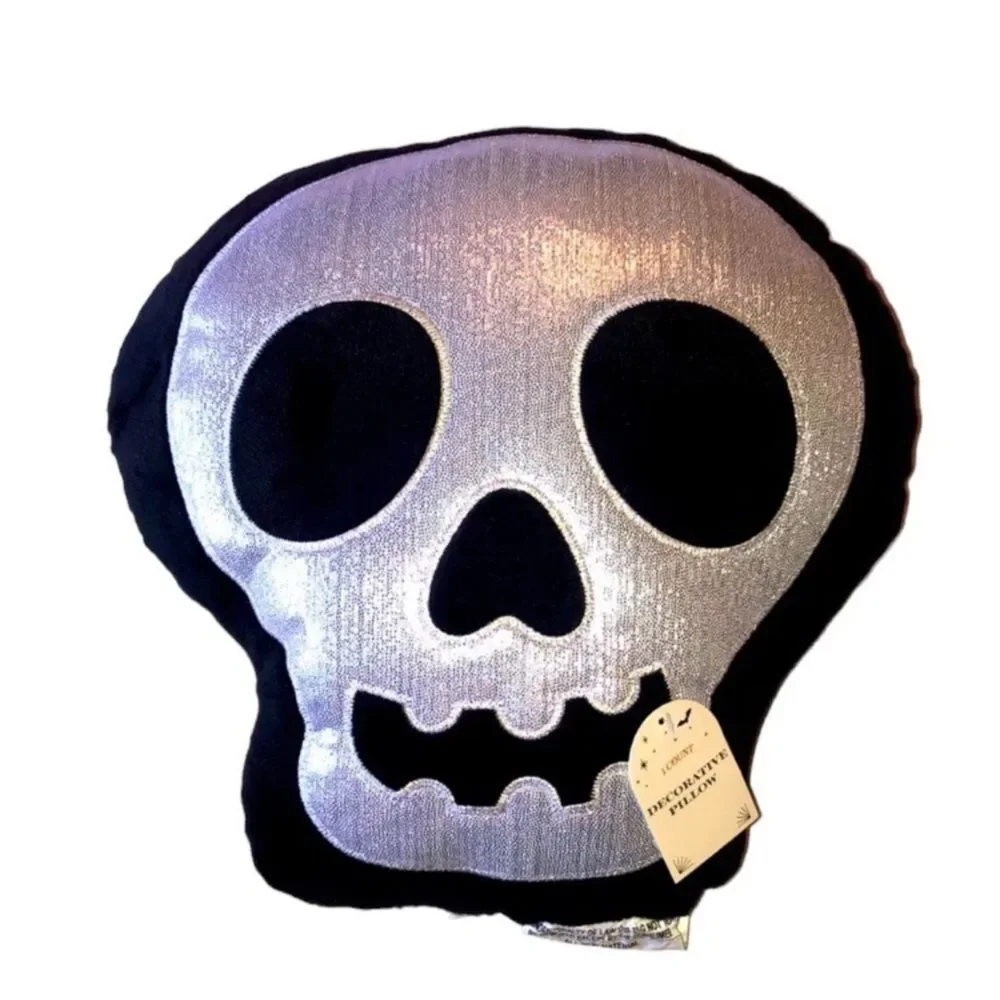 Skull Decorative‎ pillow